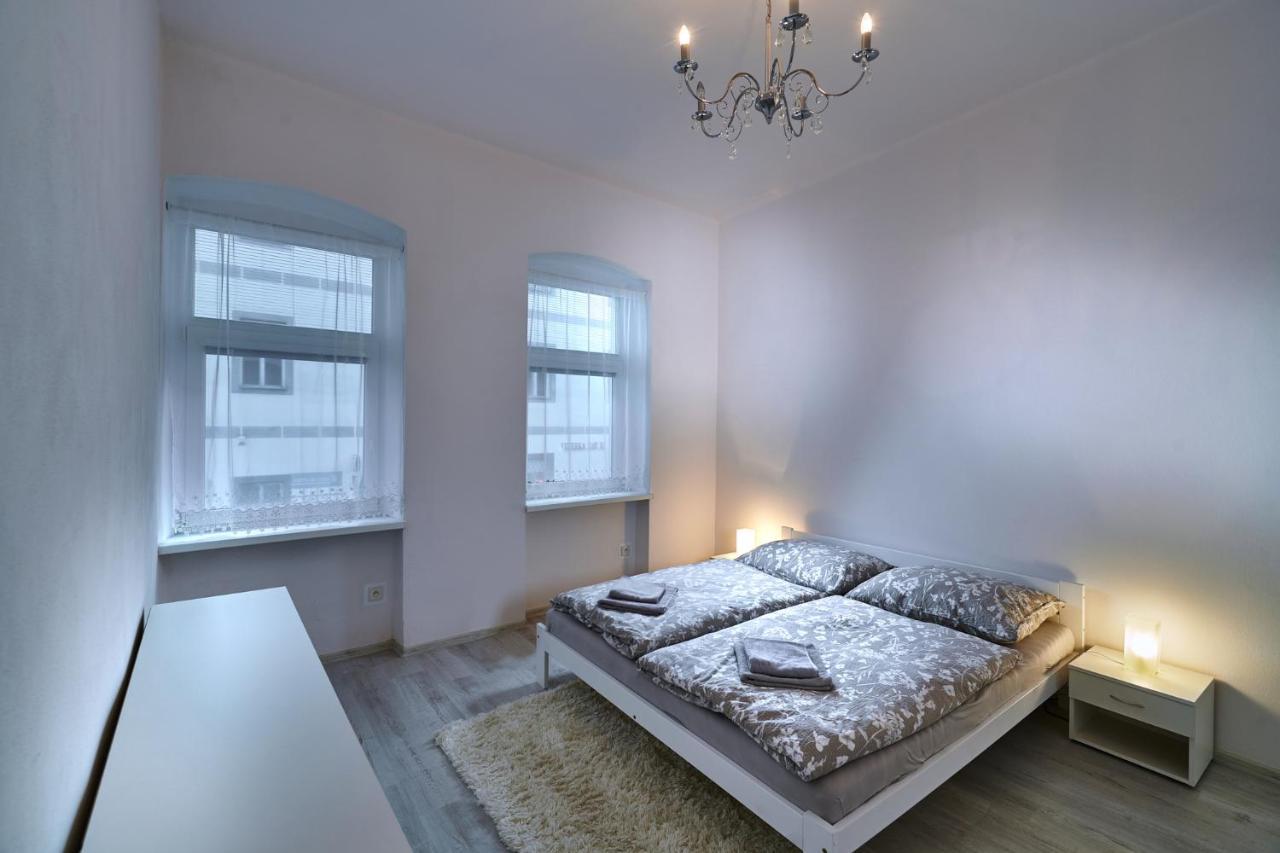 Apartman Bb Centrum บันสกาบิสตรีตซา ภายนอก รูปภาพ